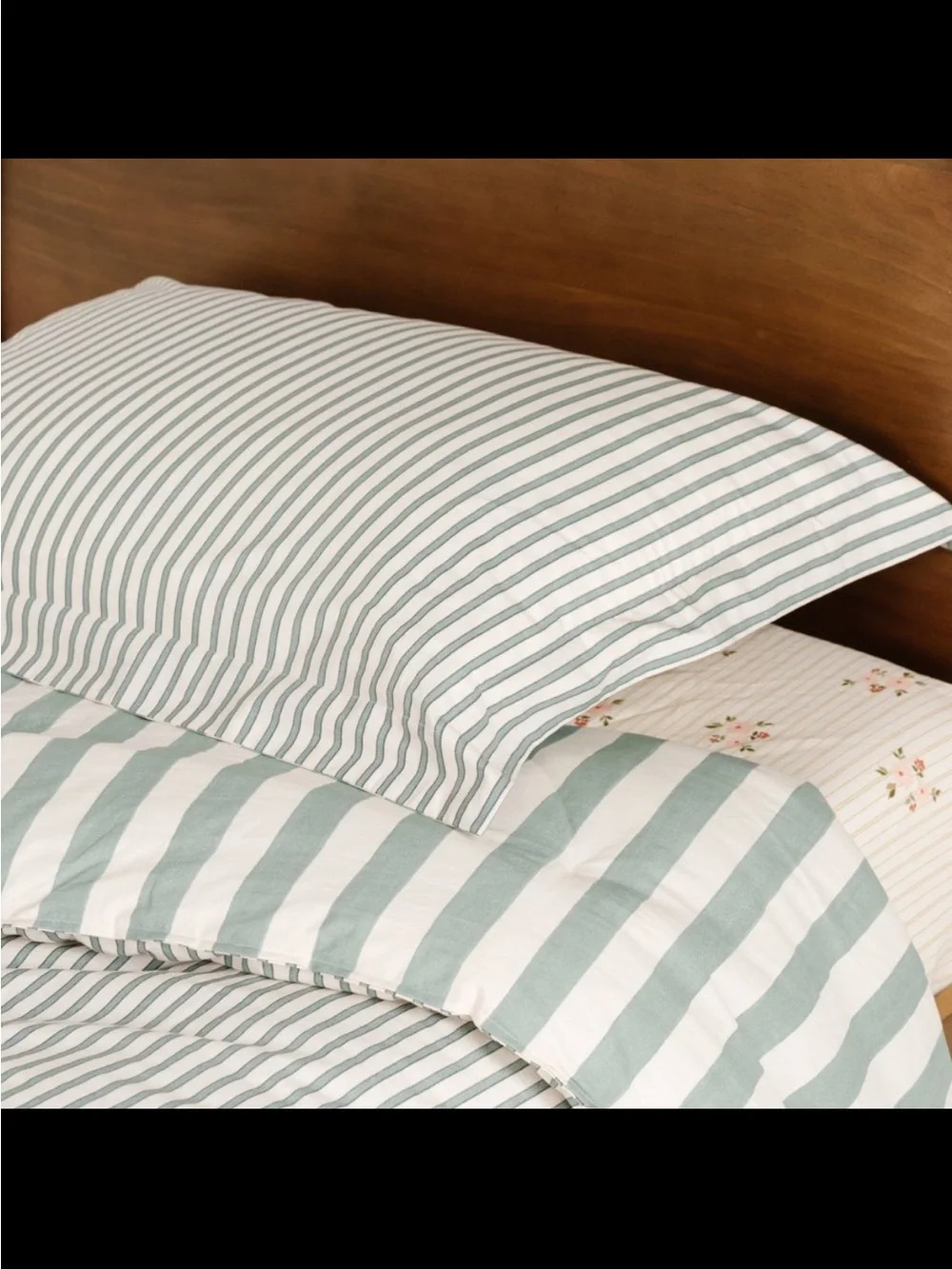 Gathre Stripe Reversible Comforter Set-Green -Full/Queen